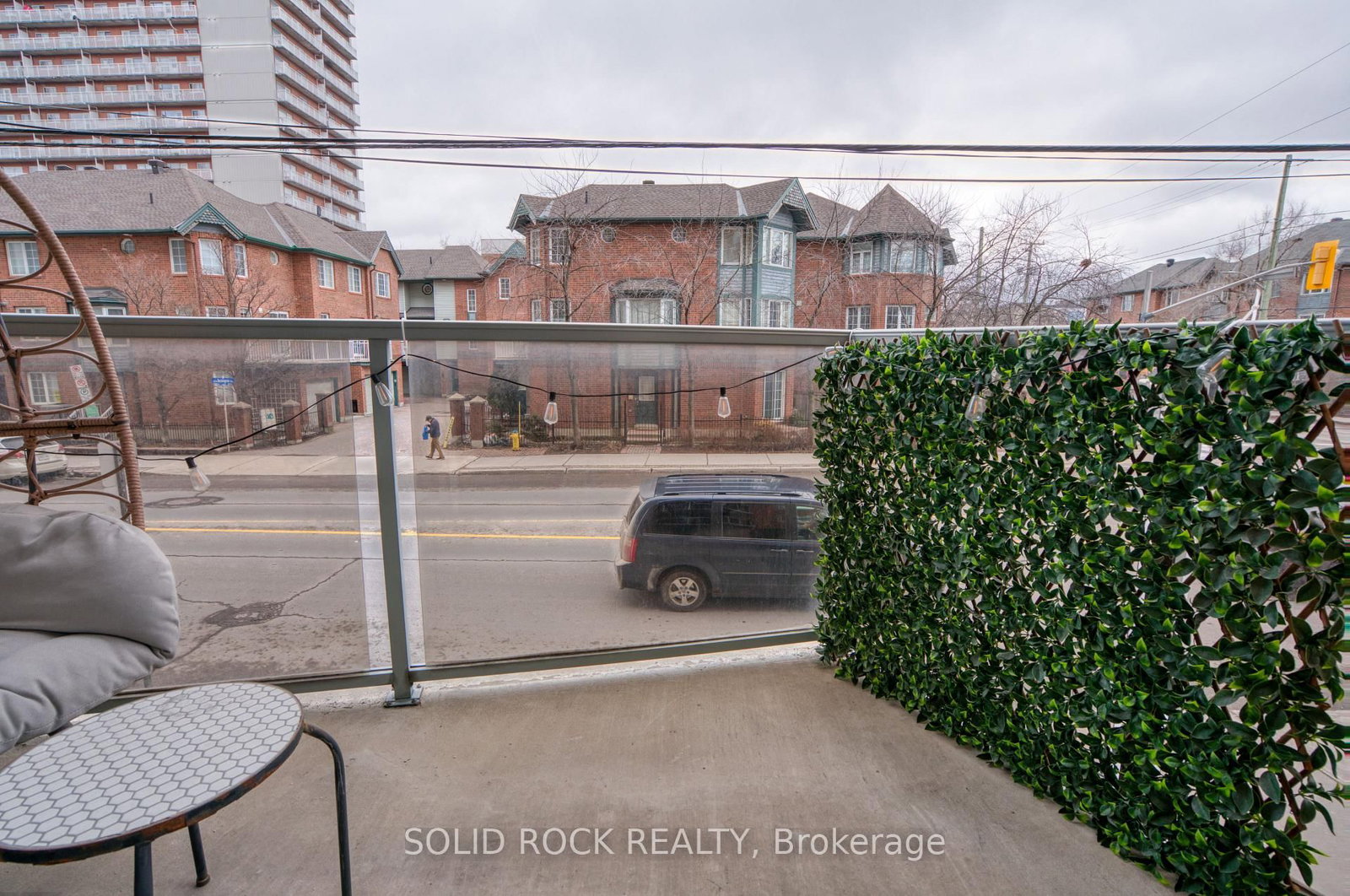 429 Somerset Street W, Unit 209 - Photo 23