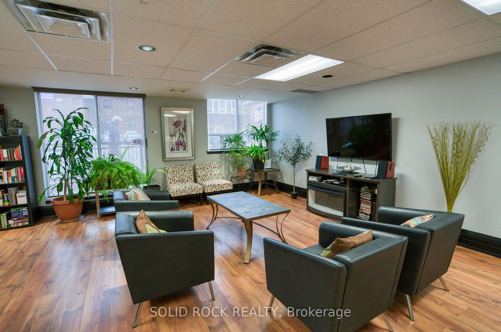 429 Somerset Street W, Unit 209 - Photo 26