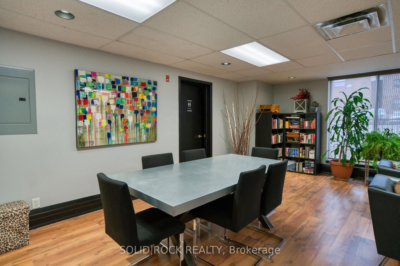 429 Somerset Street W, Unit 209 - Photo 27