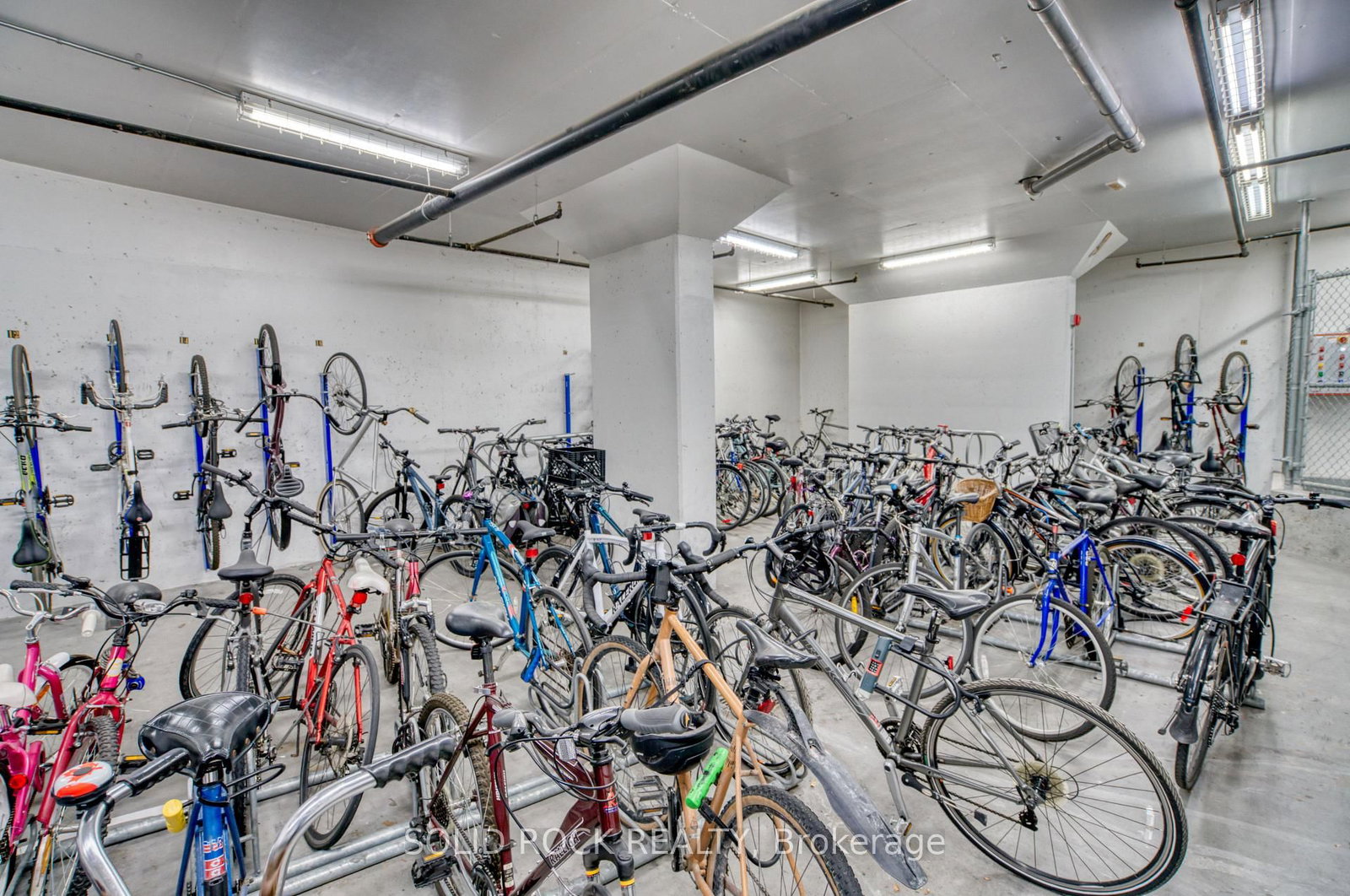 429 Somerset Street W, Unit 209 - Photo 28