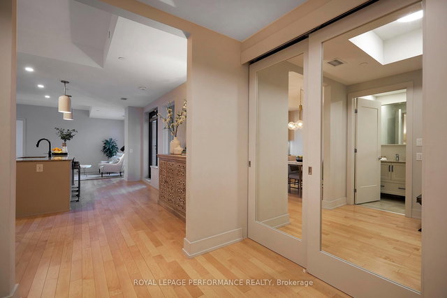 315 - 11 Des Oblats Avenue