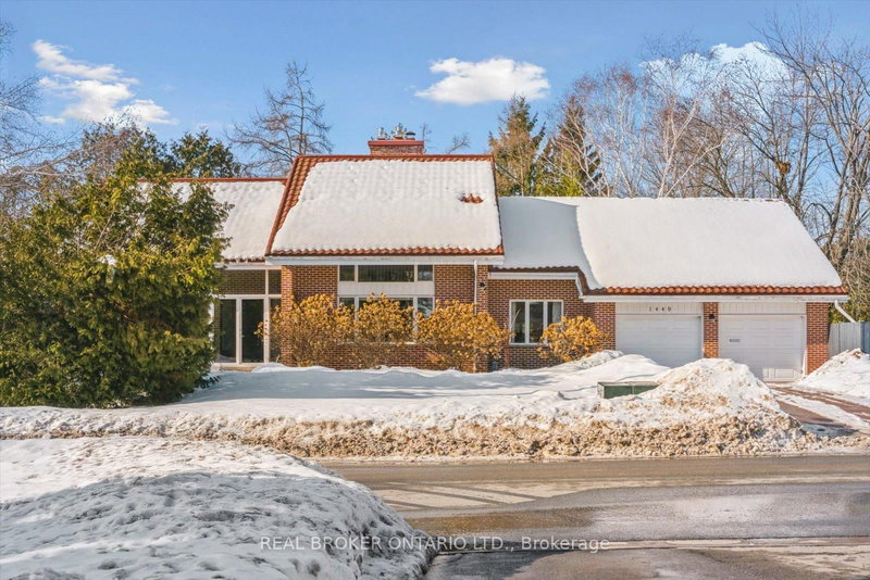 1449 Champlain Dr, Peterborough, K9L 1N3 | Image 2