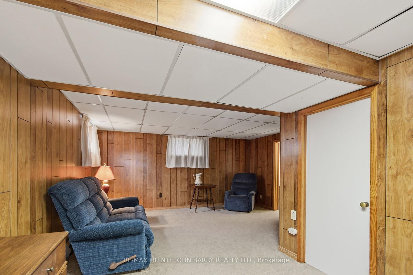 Detached House for sale at 35 Fourth Avenue, Quinte West, Ontario, K8V 5N5 - Trenton Ward - MLS: X12966644