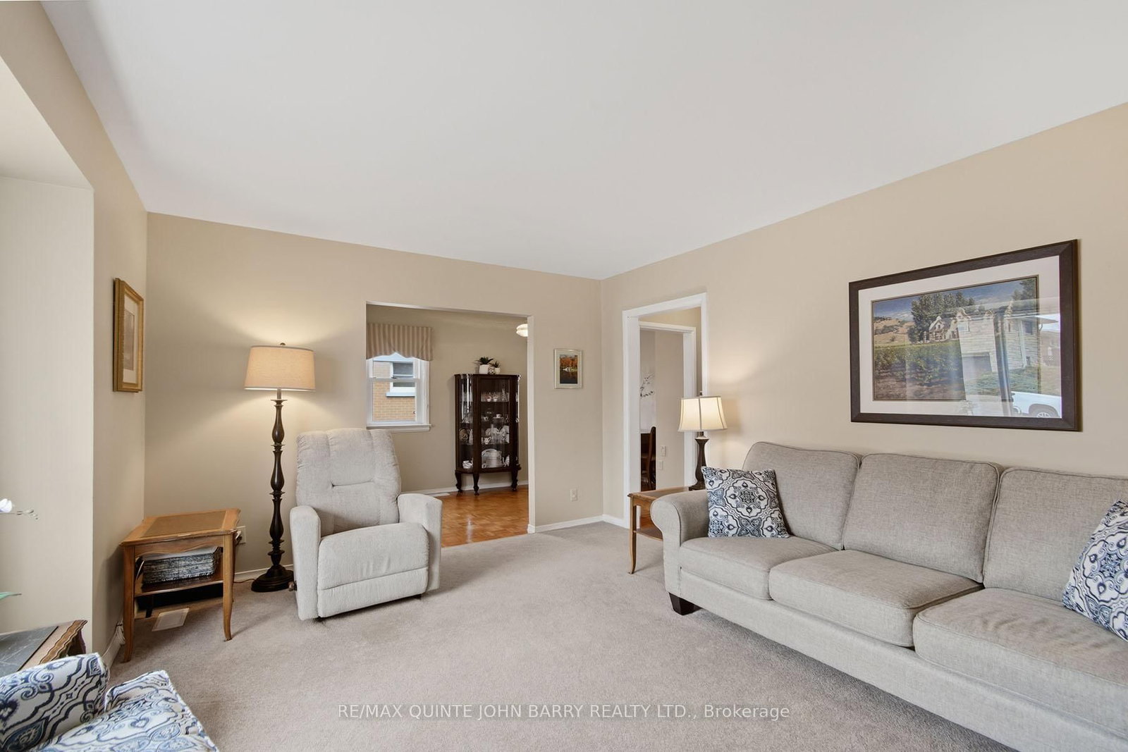 Detached House for sale at 35 Fourth Avenue, Quinte West, Ontario, K8V 5N5 - Trenton Ward - MLS: X12966644