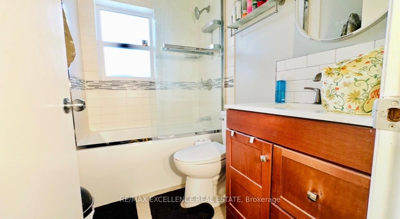 35 Siebert Avenue - Photo 14