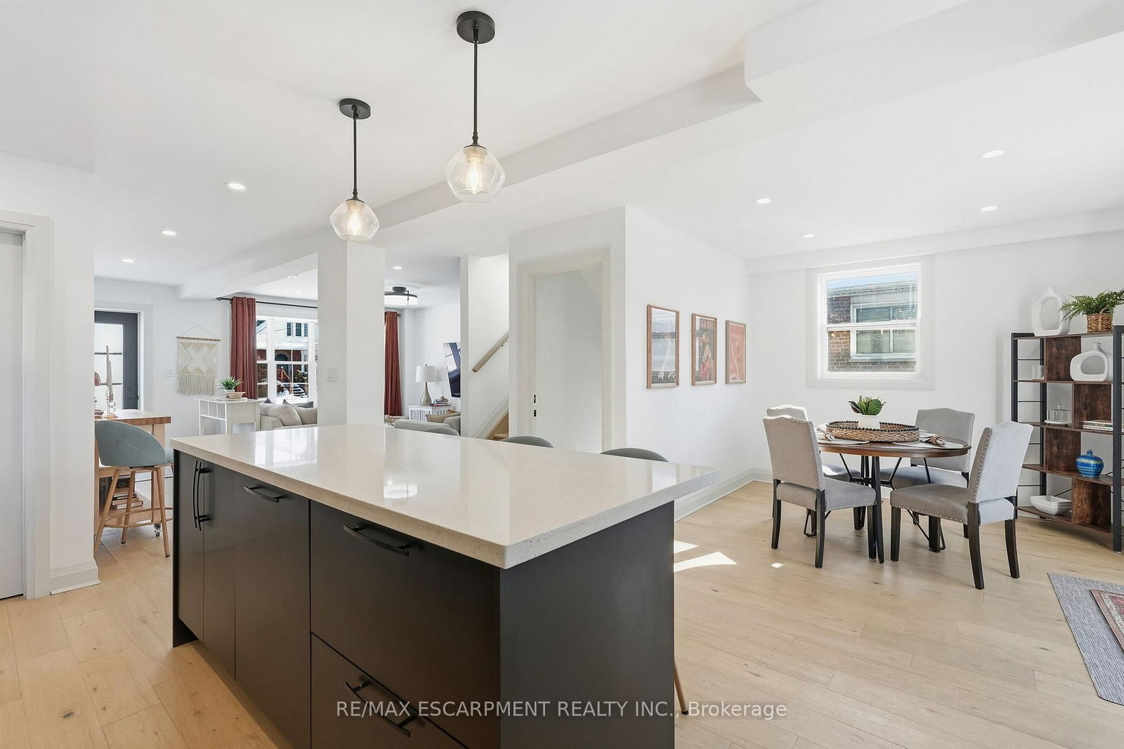 Detached House for sale at 286 East 18th Street, Hamilton, Ontario, L9A 4P6 - Inch Park - MLS: X12966850