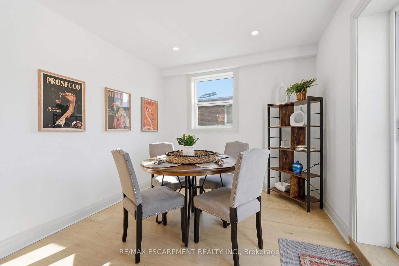 Detached House for sale at 286 East 18th Street, Hamilton, Ontario, L9A 4P6 - Inch Park - MLS: X12966850