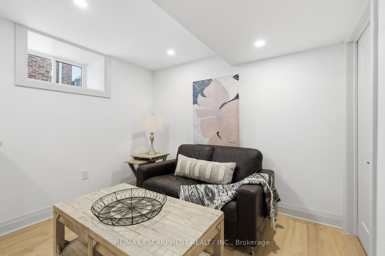 Detached House for sale at 286 East 18th Street, Hamilton, Ontario, L9A 4P6 - Inch Park - MLS: X12966850