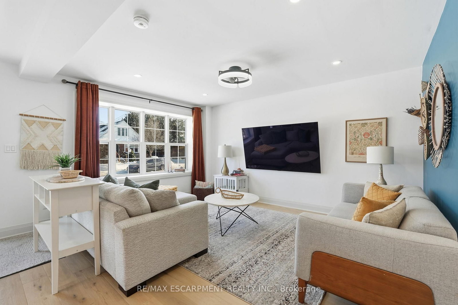 Detached House for sale at 286 East 18th Street, Hamilton, Ontario, L9A 4P6 - Inch Park - MLS: X12966850