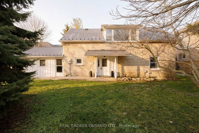 145 Garafraxa Street E