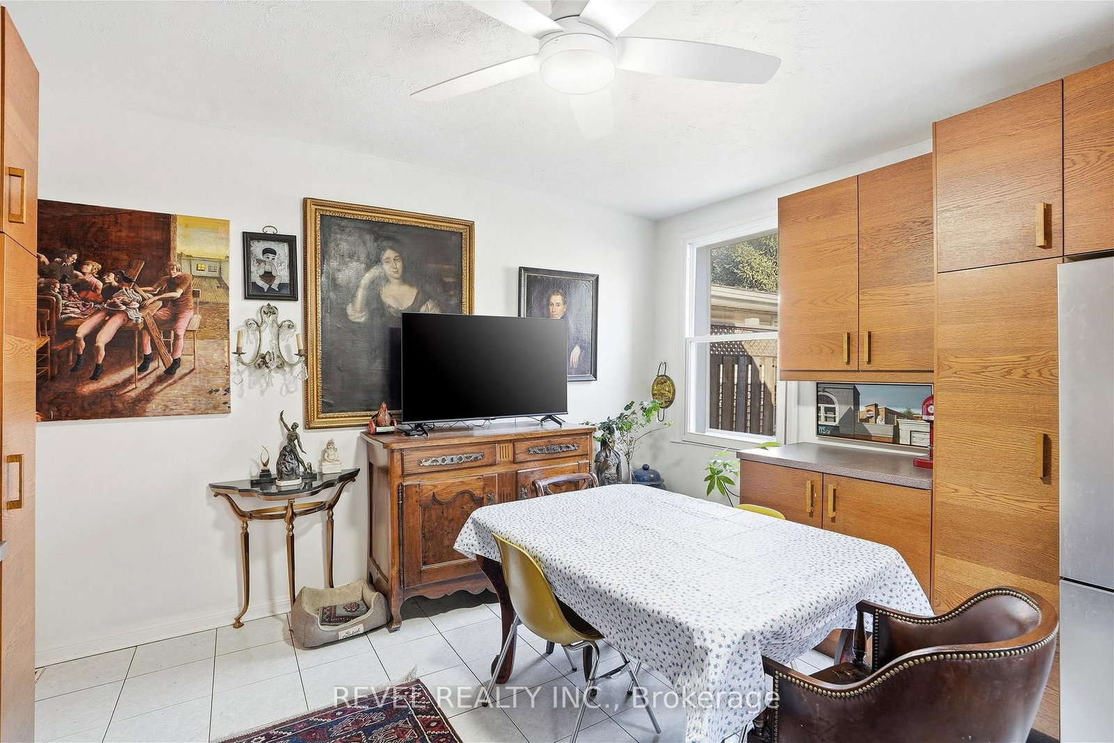 164 Macnab Street N - Photo 13