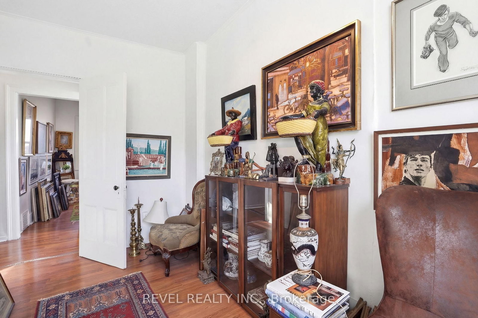 164 Macnab Street N - Photo 23