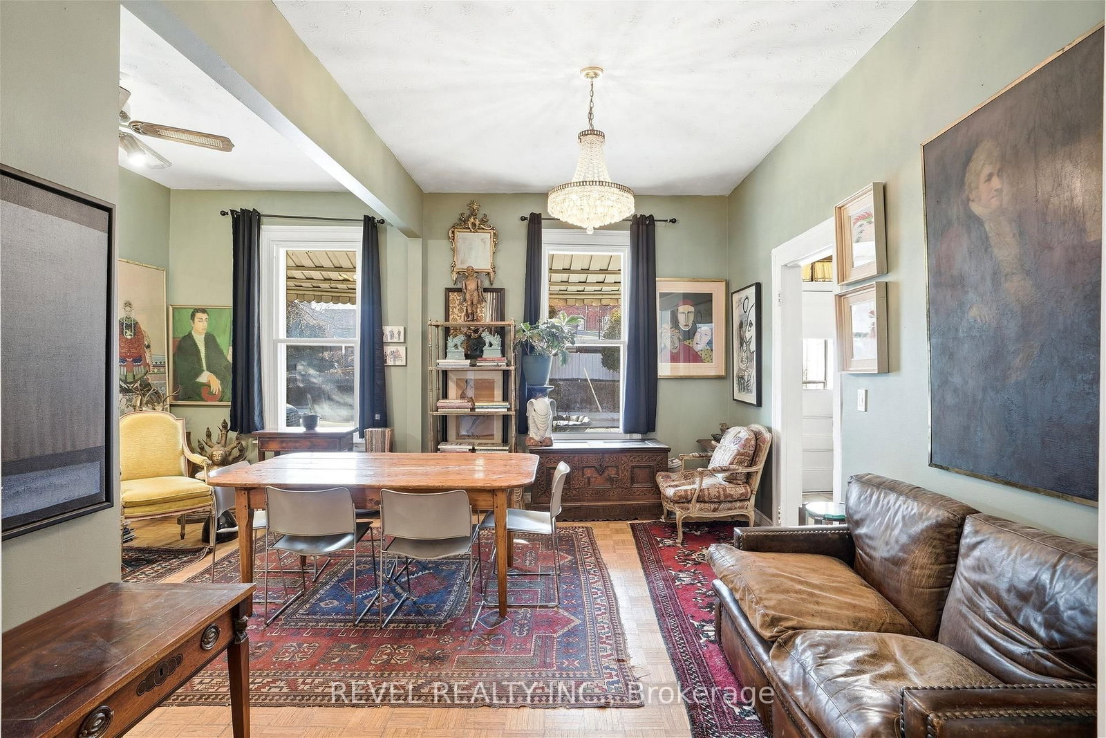 164 Macnab Street N - Photo 4