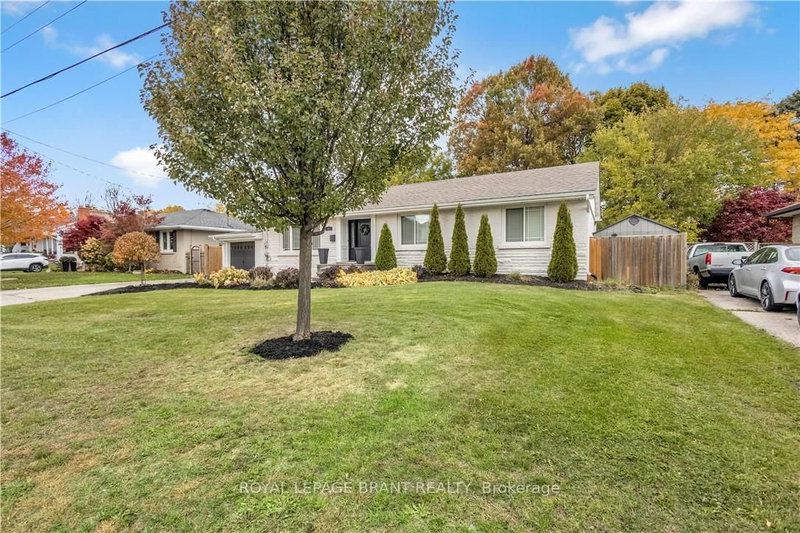 43 Miller Dr, Hamilton, L9G 2H9 | Image 2