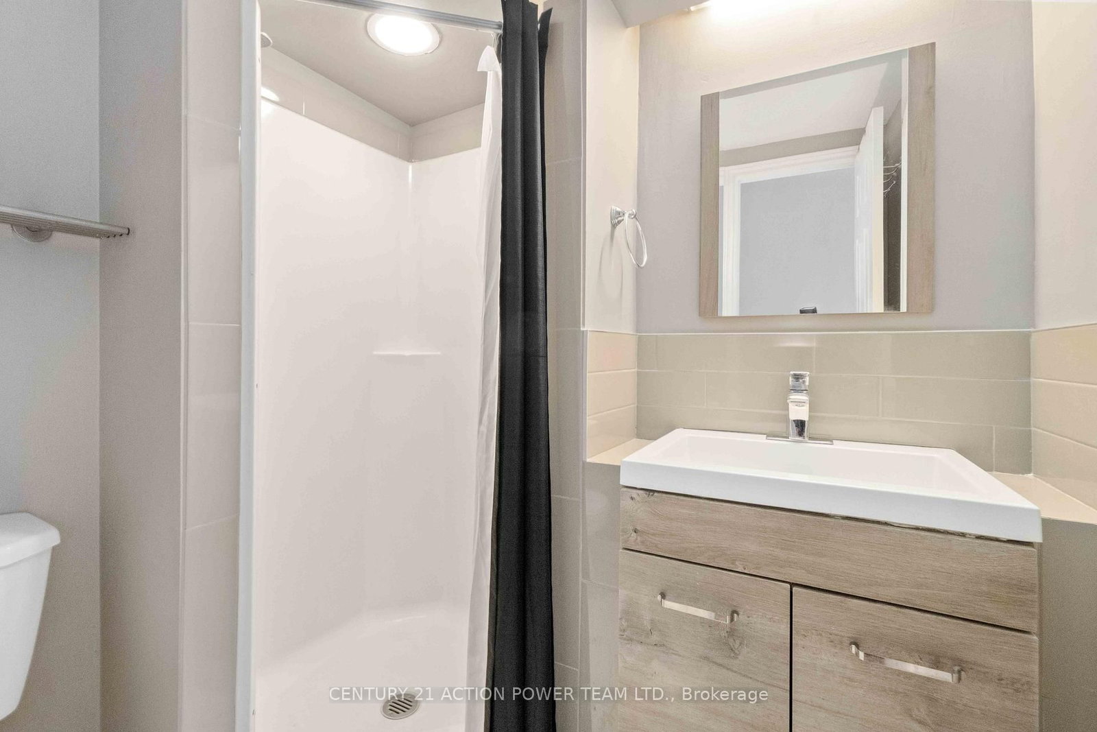 904 TANGUAY Court - Photo 37