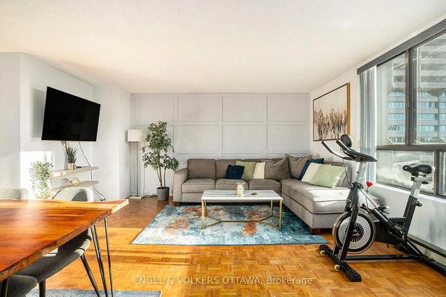 907 - 475 Laurier Avenue W