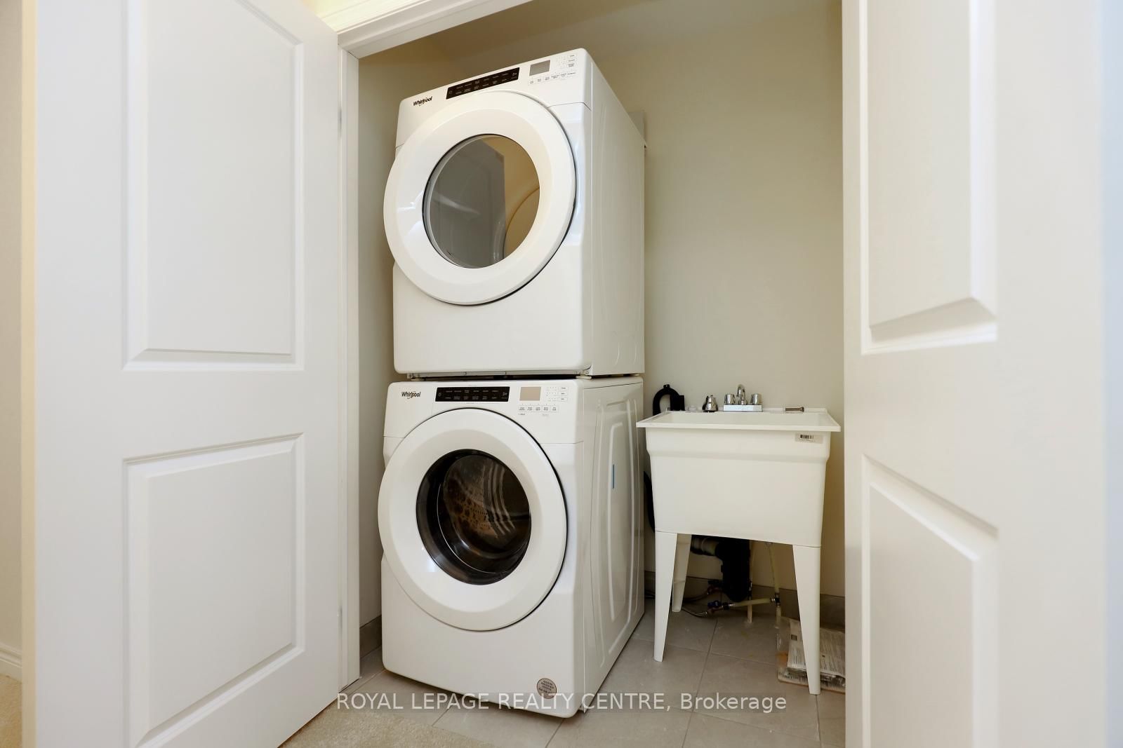 40 Zinfandel Drive, Unit 16 - Photo 24