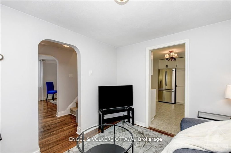 317 SUMMIT Ave, Ottawa, K1H 5Z9 | Image 3