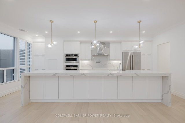 1103 - 260 Villagewalk Boulevard