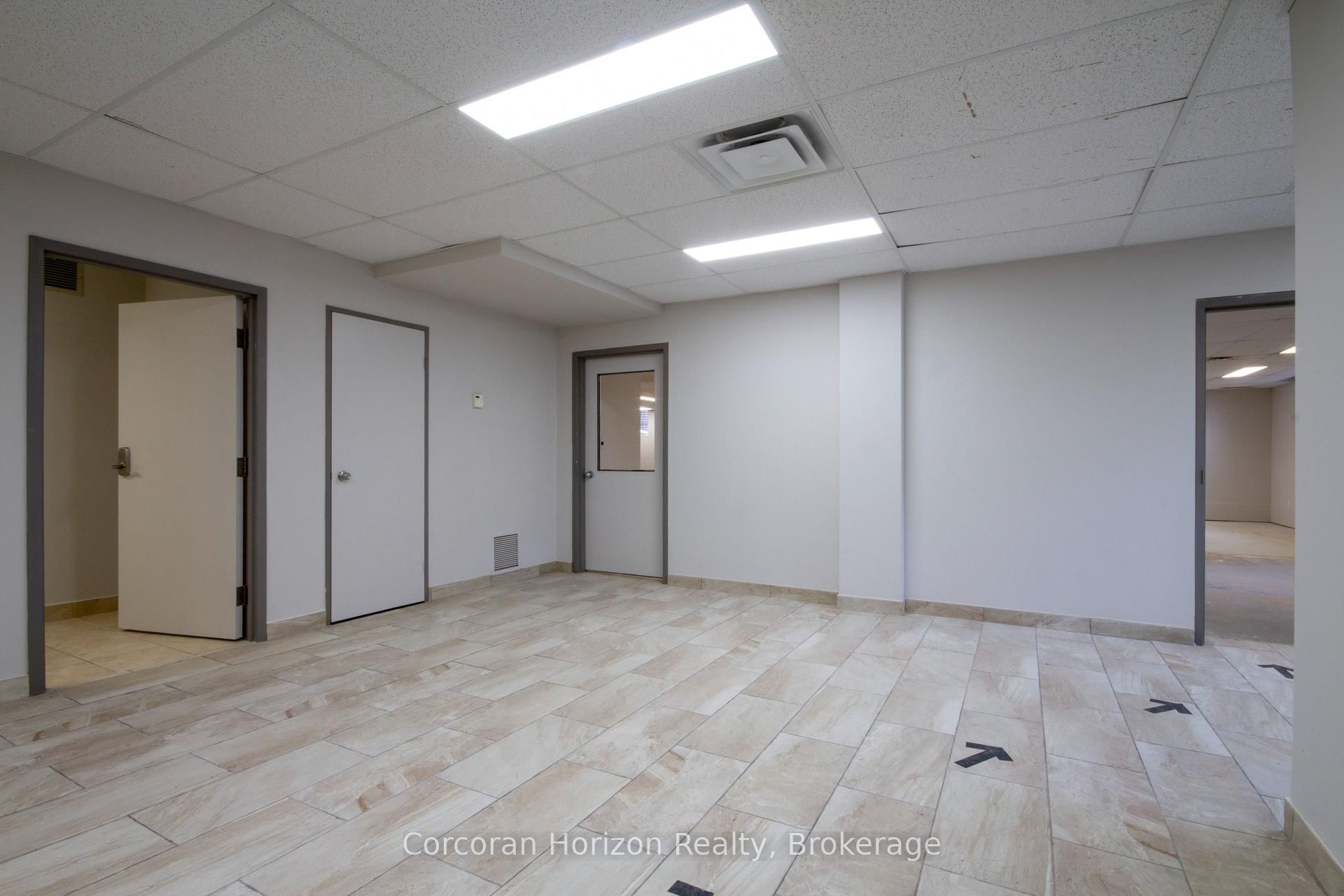 1955 KING Street E, Unit B2A