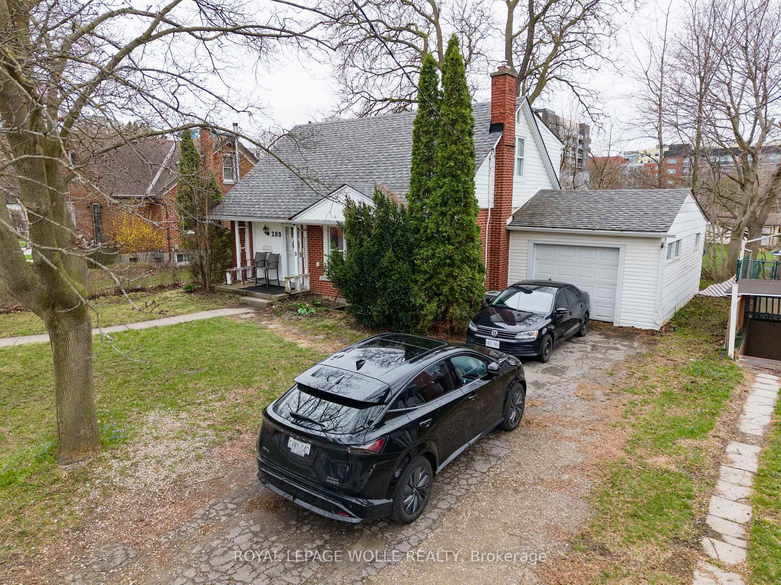 289 Albert Street • Waterloo, ON photo 2