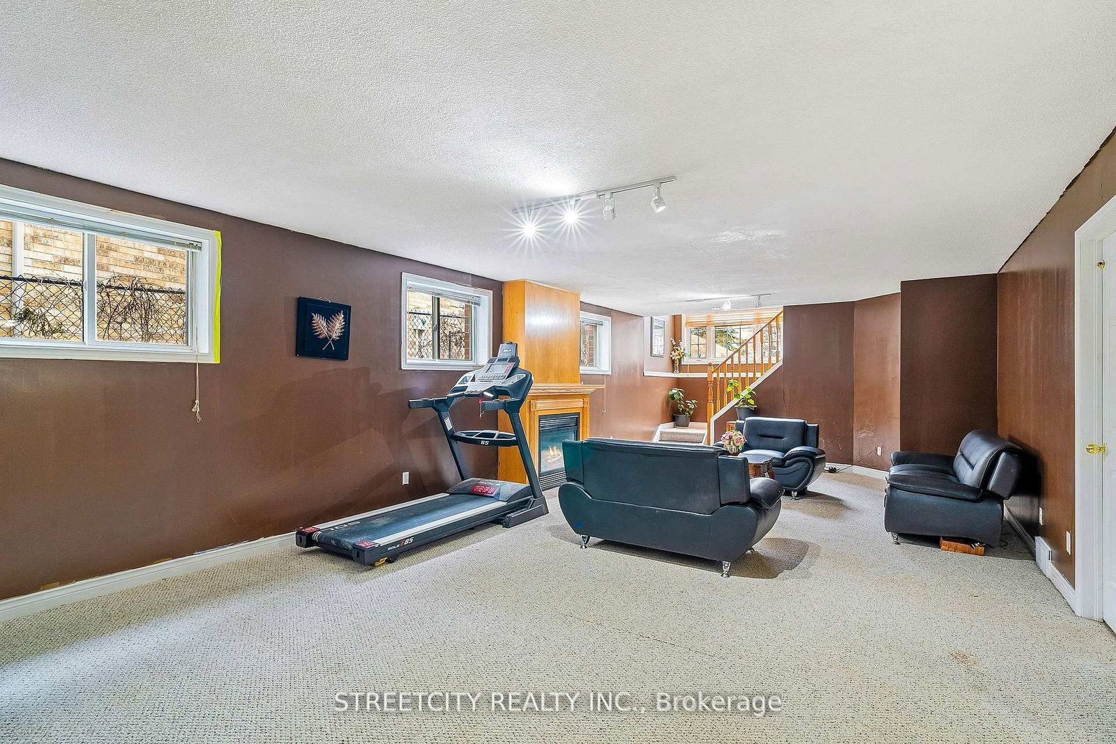 Detached House for sale at 126 Meadowridge Road, London North, Ontario, N6H 5N6 - North M - MLS: X12967394