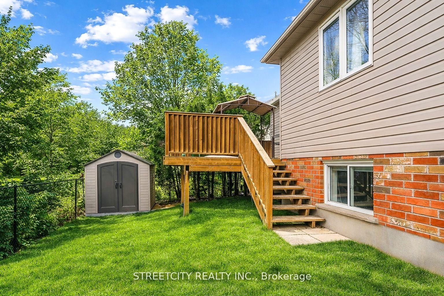 Detached House for sale at 126 Meadowridge Road, London North, Ontario, N6H 5N6 - North M - MLS: X12967394