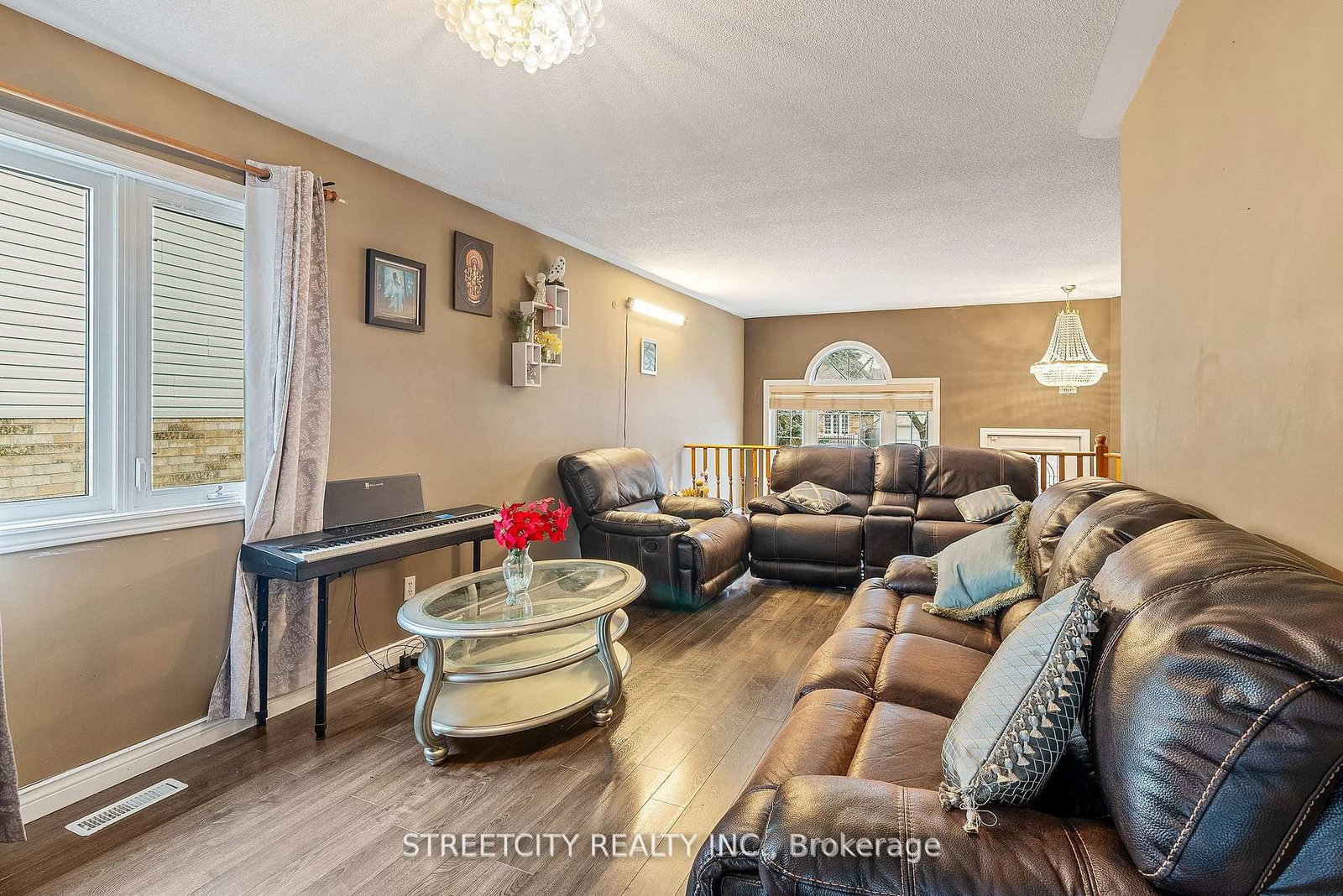 Detached House for sale at 126 Meadowridge Road, London North, Ontario, N6H 5N6 - North M - MLS: X12967394