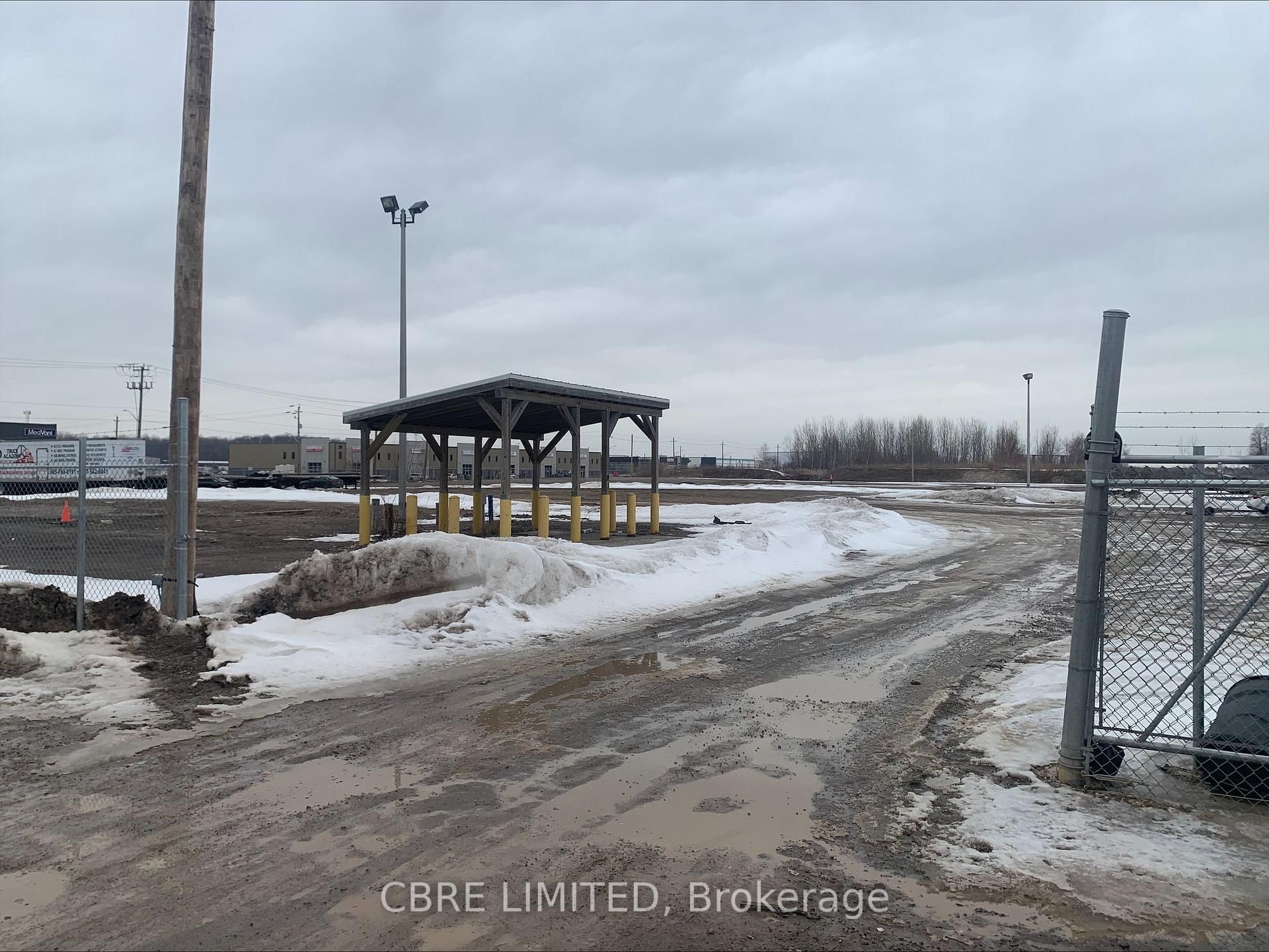 1401 Dundas Street, Unit Opt 5