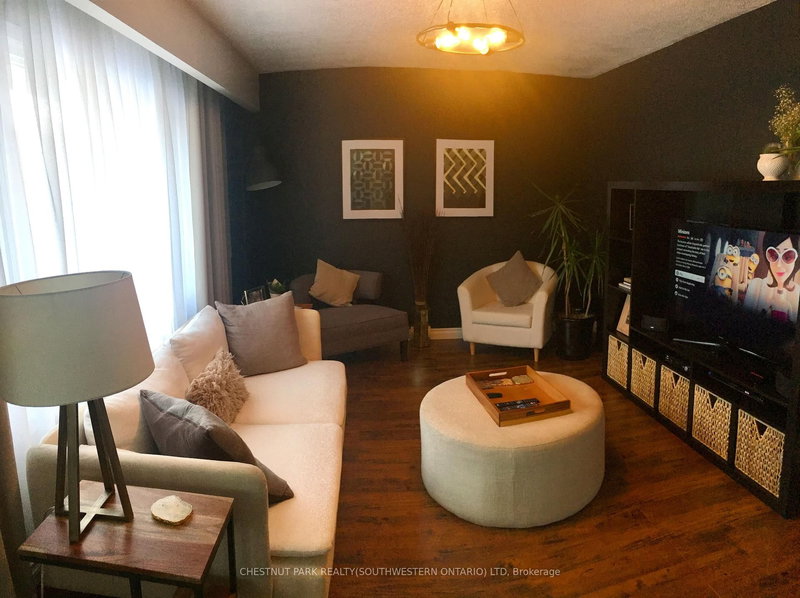 148 Green Valley Dr, Kitchener, N2P 1C4 | Image 3