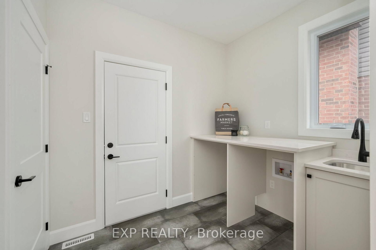 2048 Wickerson Road - Photo 30