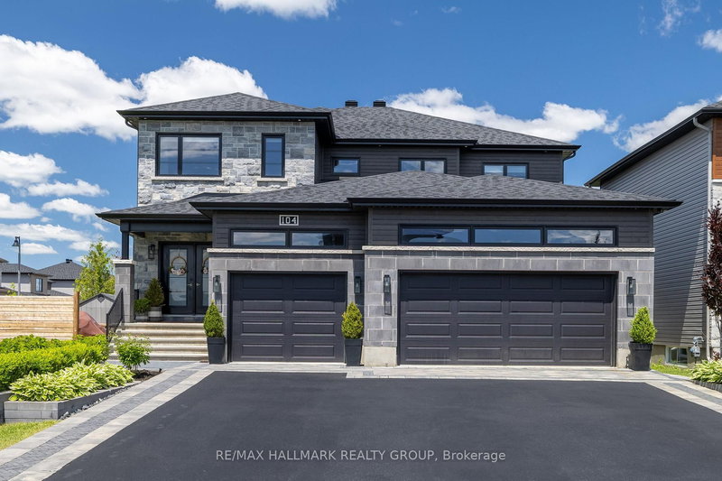 home for sale on 104 Duncanville Street