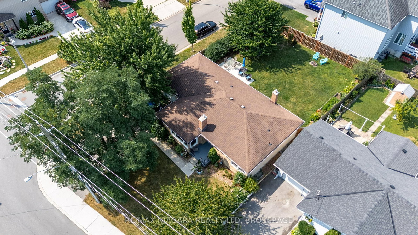 Detached House for sale at 63 Moffatt Street, St. Catharines, Ontario, L2P 2L5 - Oakdale - MLS: X12967596