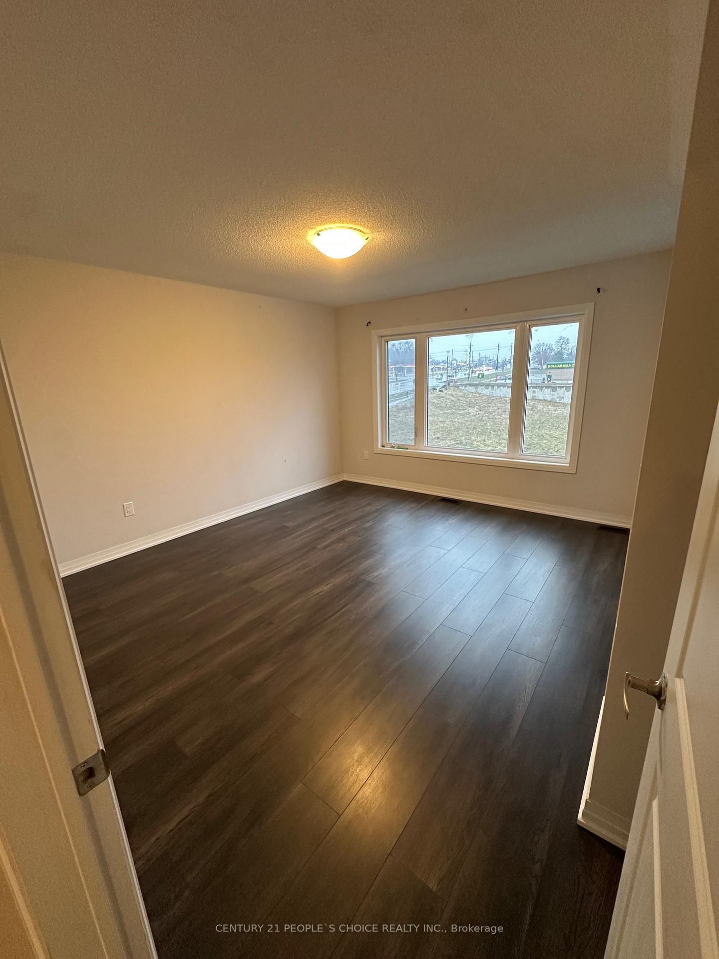 585 Colborne Street E, Unit 106 - Photo 13