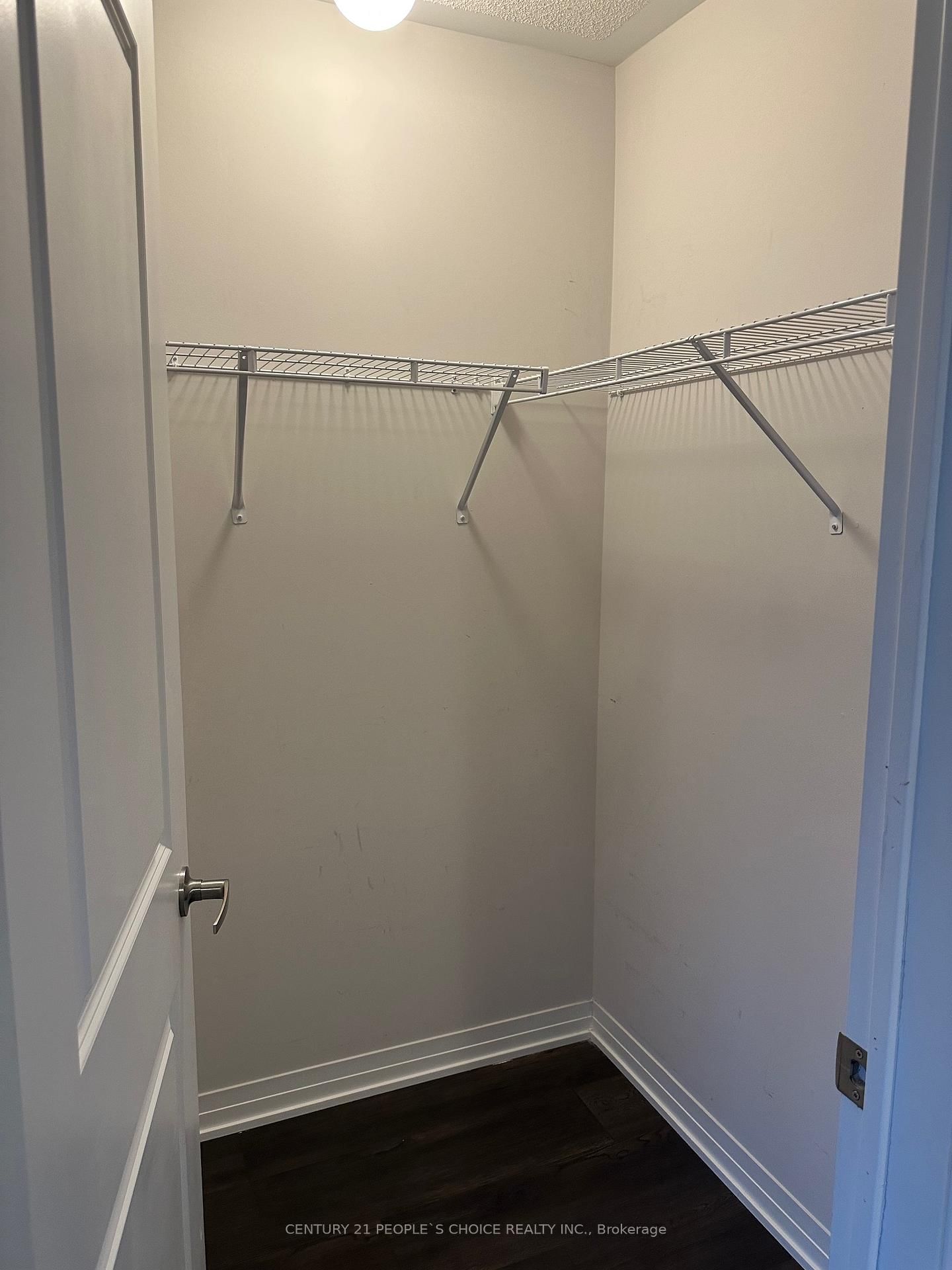 585 Colborne Street E, Unit 106 - Photo 16