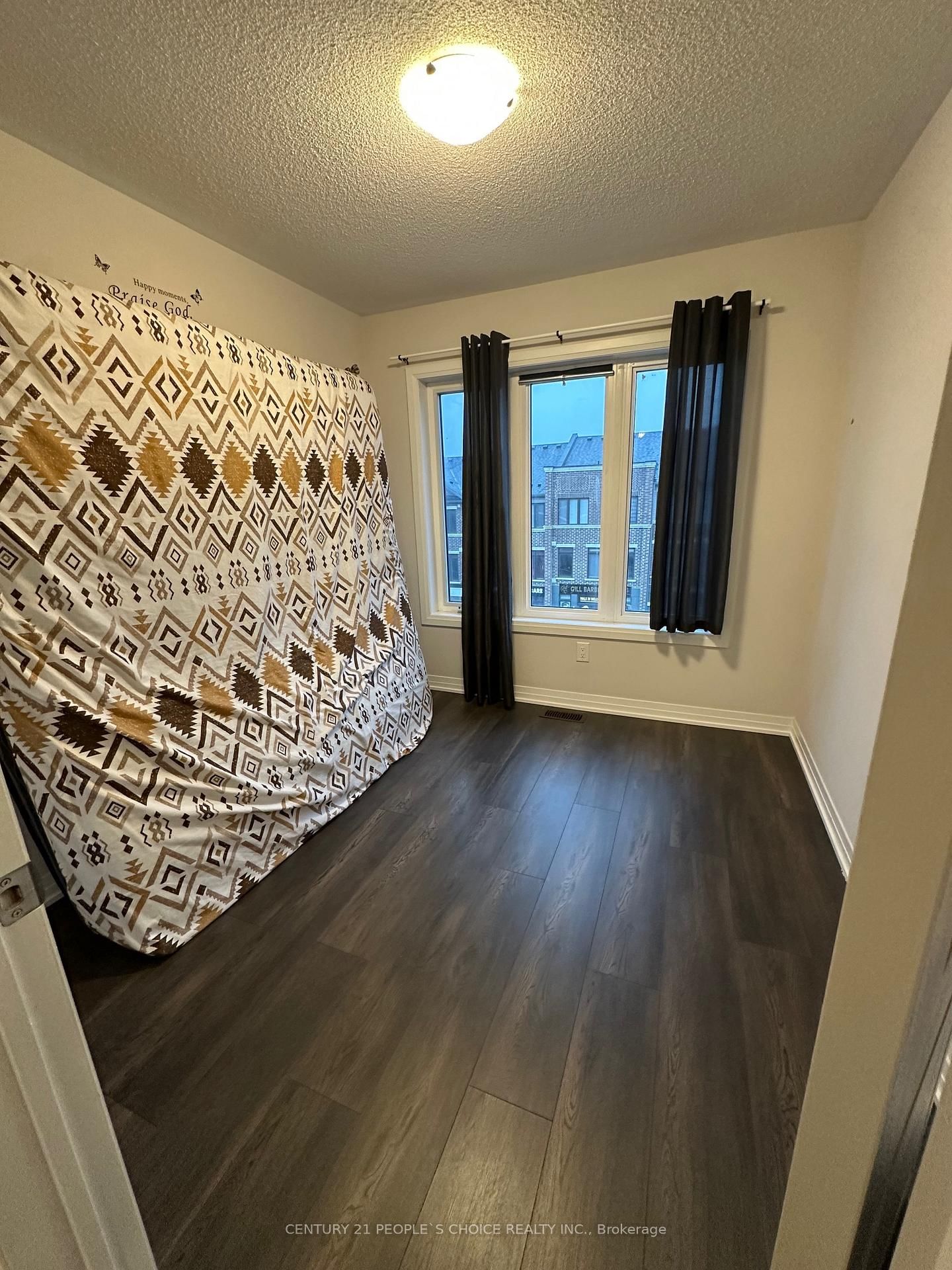 585 Colborne Street E, Unit 106 - Photo 20