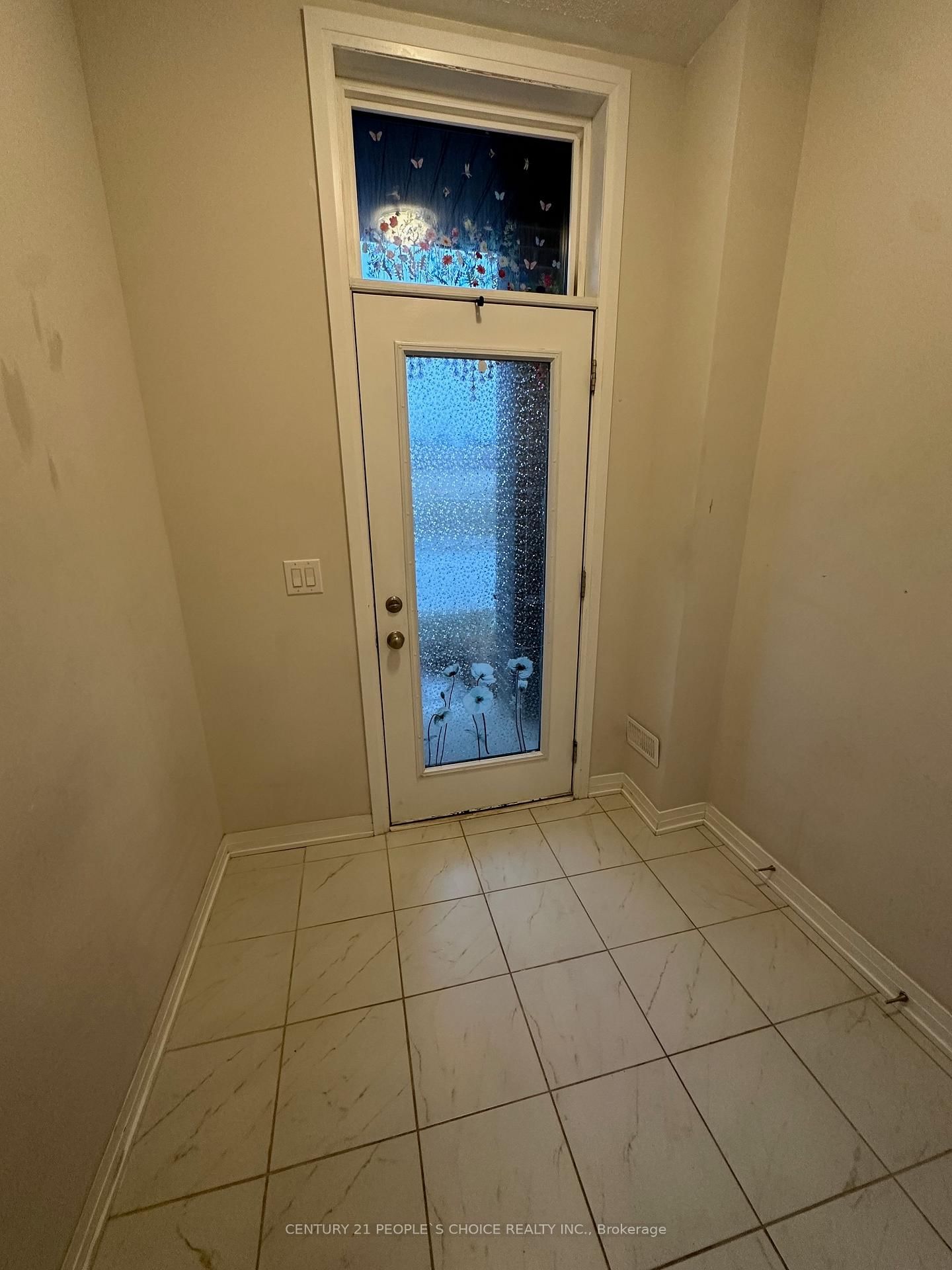 585 Colborne Street E, Unit 106 - Photo 4