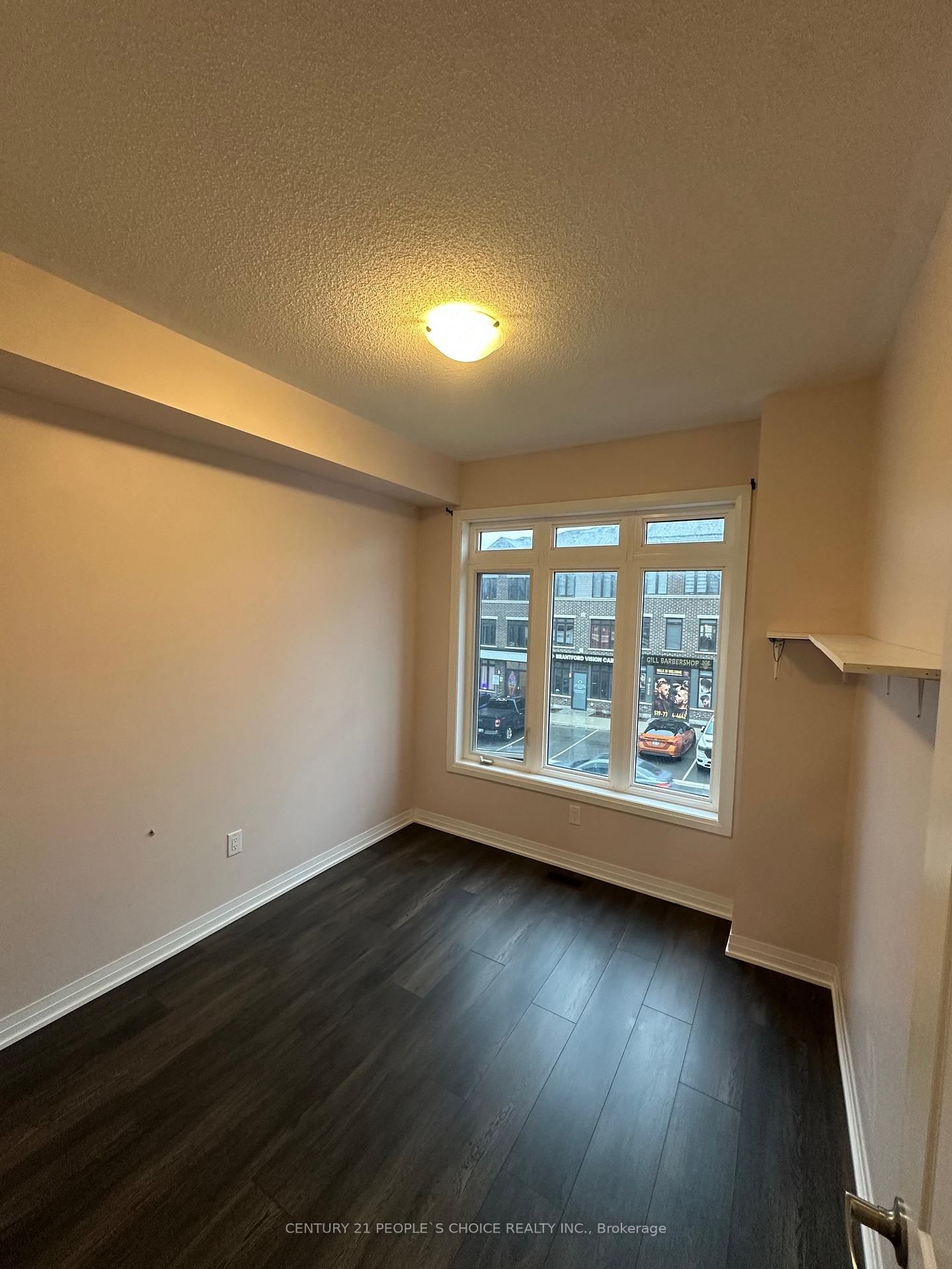 585 Colborne Street E, Unit 106 - Photo 8