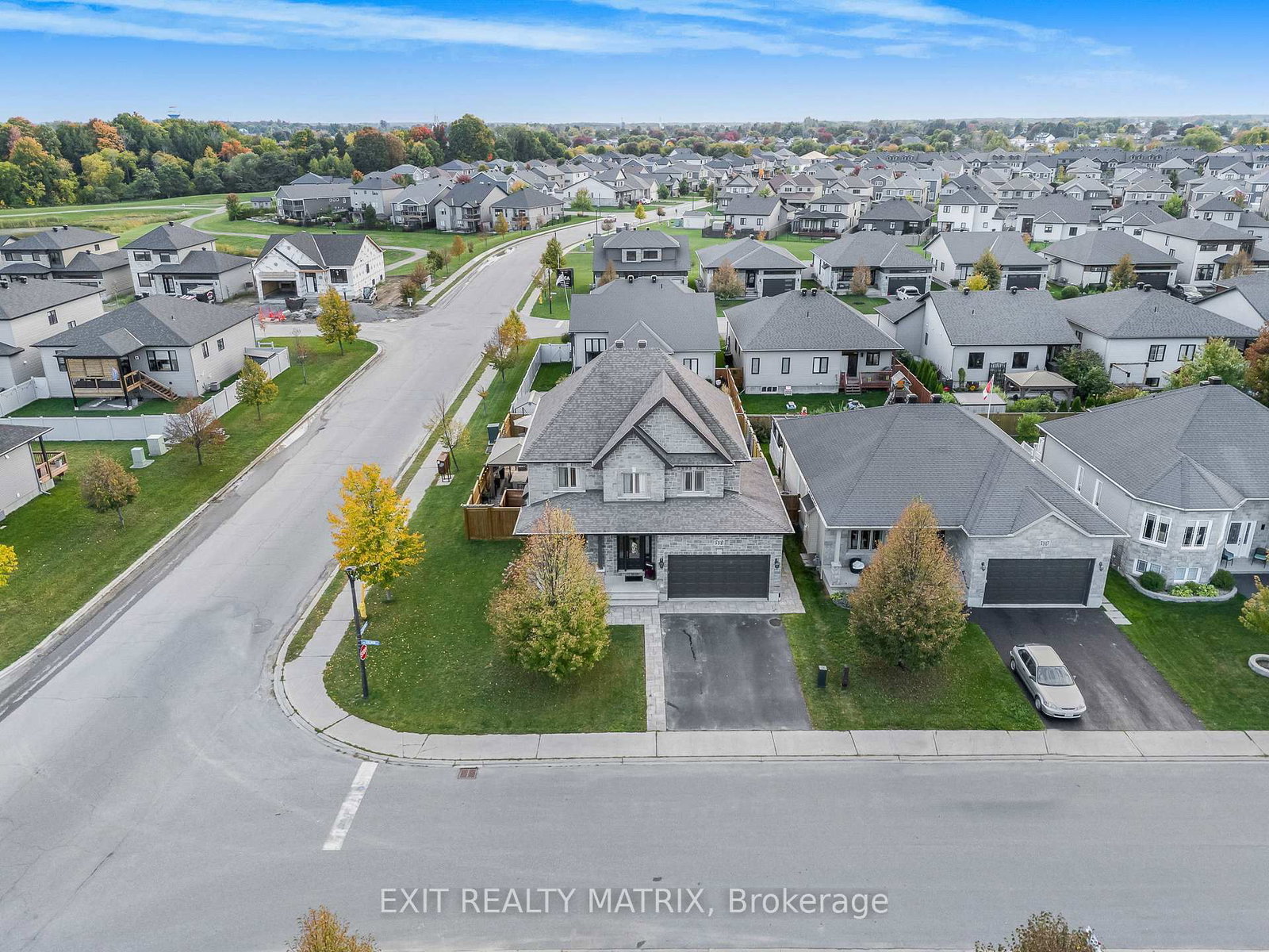 Detached House for sale at 301 Colmar Street, Russell, Ontario, K0A 1W0 - Embrun - MLS: X12967668