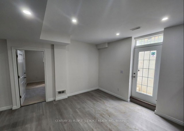 Bsmt - 456 Twin Leaf Street