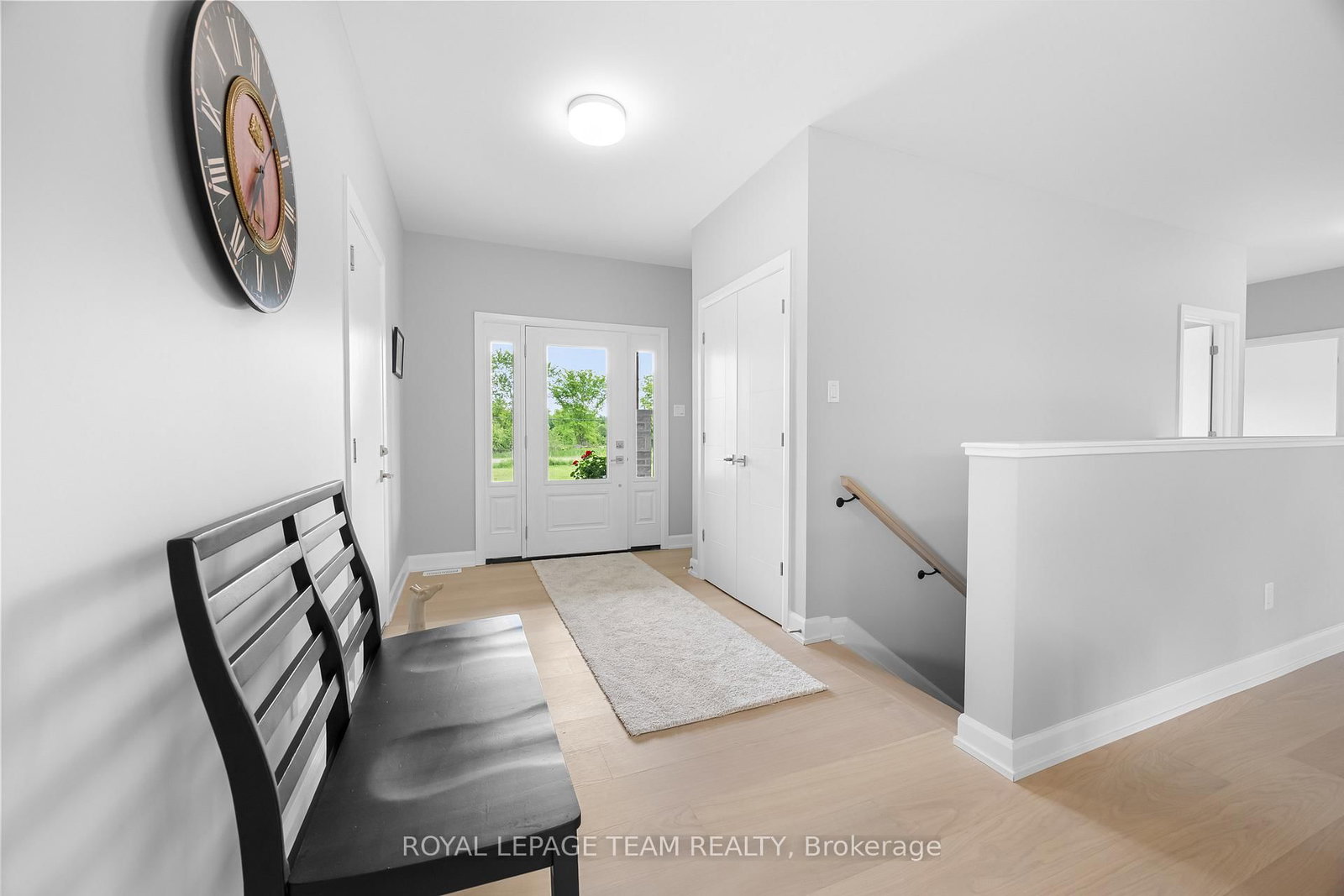 Listing Image 9