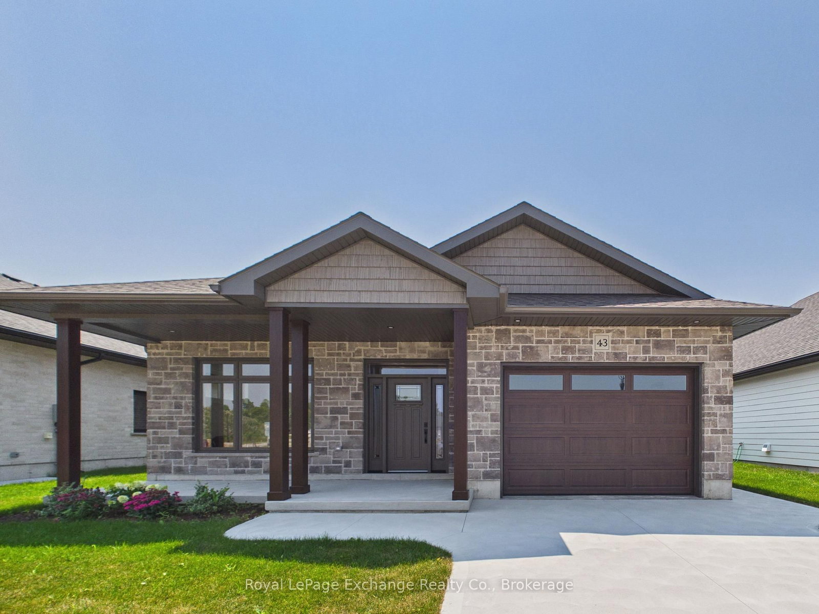 43 Mercedes Crescent • Kincardine, ON photo 1