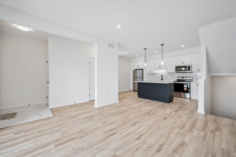 C061 - 525 Erinbrook Dr, Kitchener, N2E 0L4 | Image 3