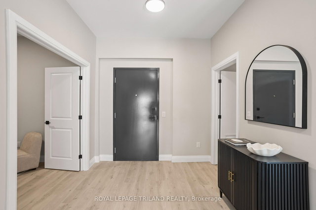 105 - 33318 Richmond Street