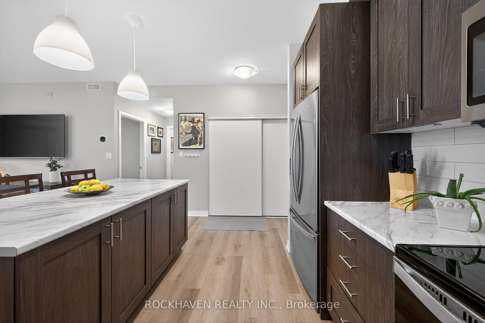 Condo for sale at 209-5 Hamilton Street, Hamilton, Ontario, L8B 2A4 - Waterdown - MLS: X12968134