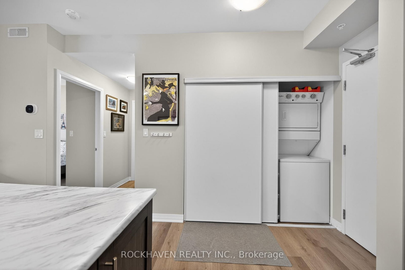 Condo for sale at 209-5 Hamilton Street, Hamilton, Ontario, L8B 2A4 - Waterdown - MLS: X12968134