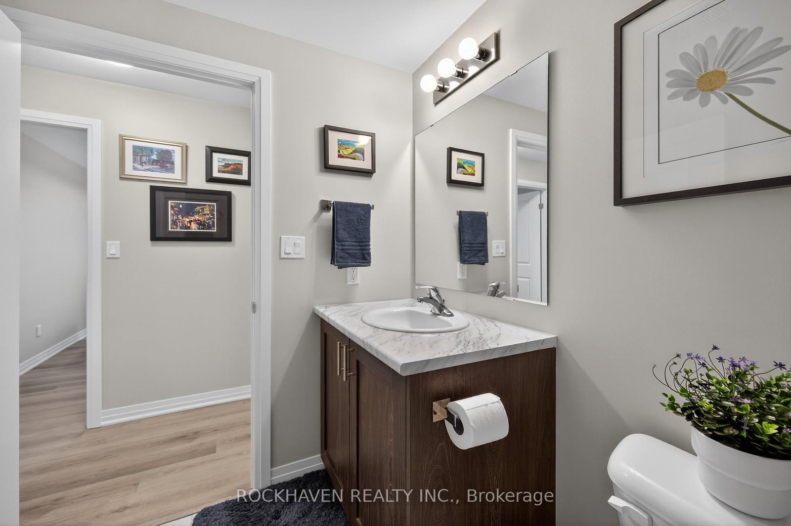 Condo for sale at 209-5 Hamilton Street, Hamilton, Ontario, L8B 2A4 - Waterdown - MLS: X12968134