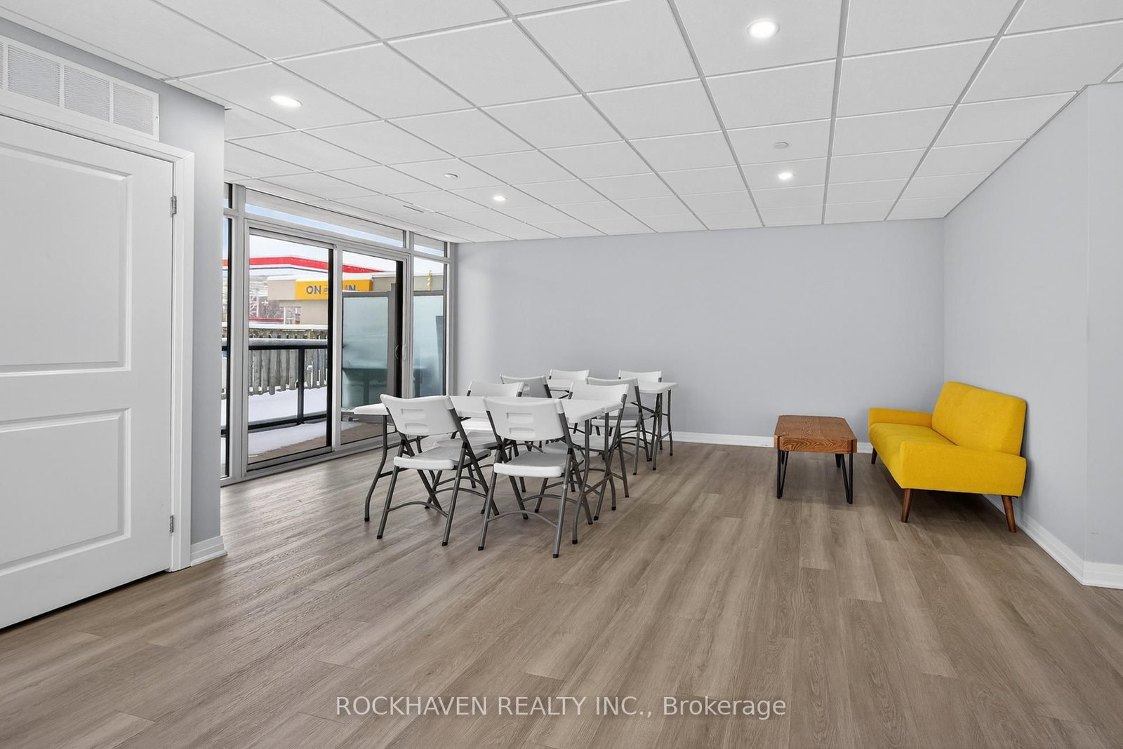 Condo for sale at 209-5 Hamilton Street, Hamilton, Ontario, L8B 2A4 - Waterdown - MLS: X12968134