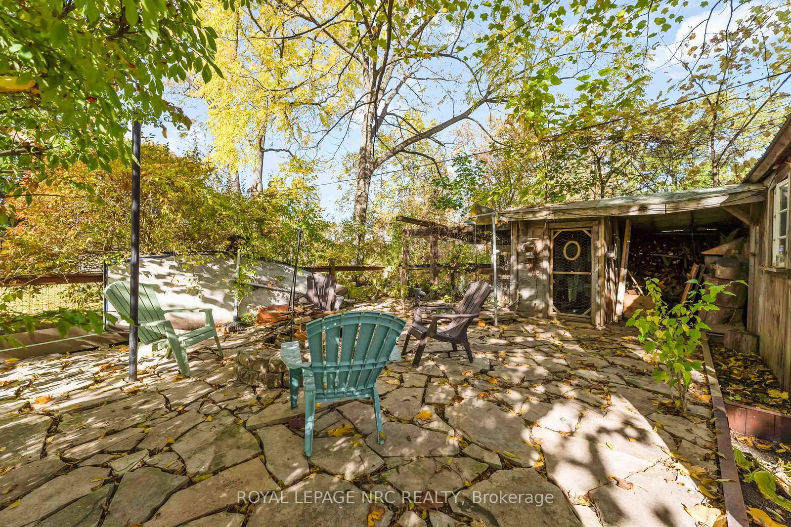 Detached House for sale at 3638 Cutler Street, Fort Erie, Ontario, L0S 1N0 - Ridgeway - MLS: X12968236