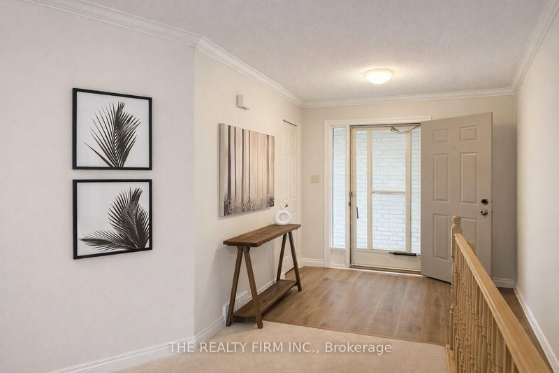 6 - 93 Pine Valley Gate, London South, N6H 1L7 | Image 3